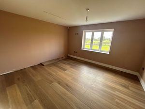 Photo 17- click for photo gallery